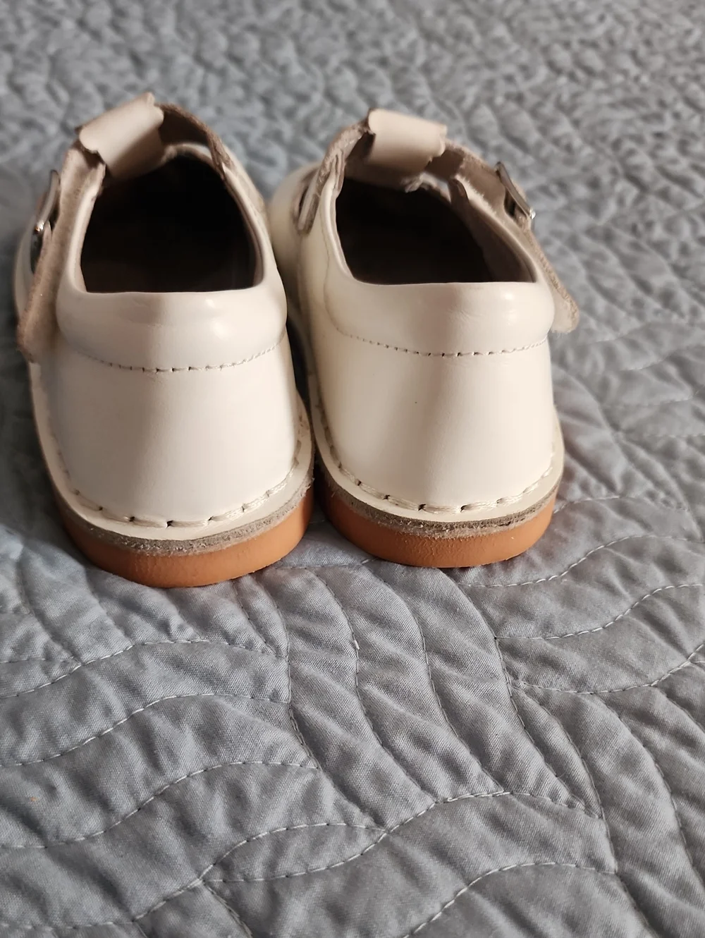 L'Amour Size 9 Toddler